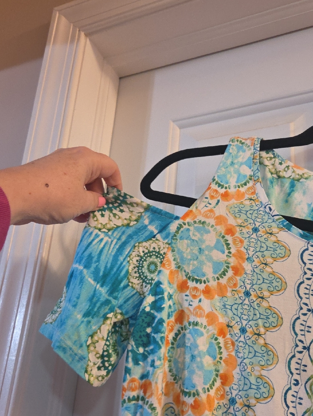 Chico's Bright Blue /Aqua Graphic Print Cold-Shoulder Women’s Top Small - Picture 4 of 5